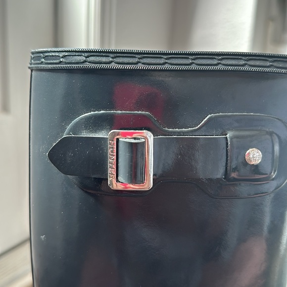 HUNTER TALL GLOSS RAIN BOOTS SIZE US 8 EU 39 - Picture 10 of 13